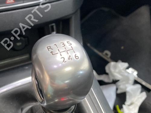 Used Gear lever PEUGEOT 308 SW II (LC_, LJ_, LR_, LX_, L4_) 1.2 THP 130 (131 hp) 19912751