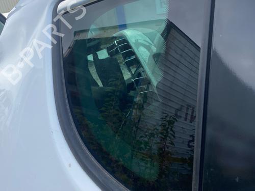 rear-right-quarter-glass-peugeot-3008-i-mpv-0u_-2009-2010-2011-2012-2013-2014-2015-2016-2017-38940584 main image