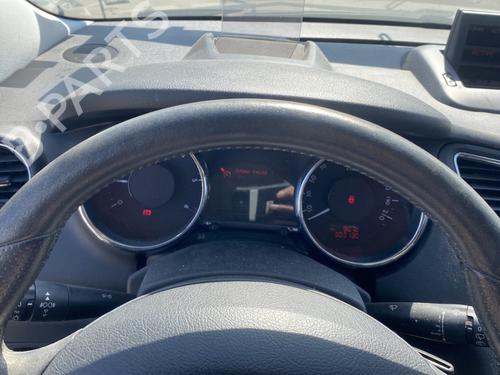 Steering wheel PEUGEOT 5008 (0U_, 0E_) 2.0 HDi 150 / BlueHDi 150 | BP26743801C49 