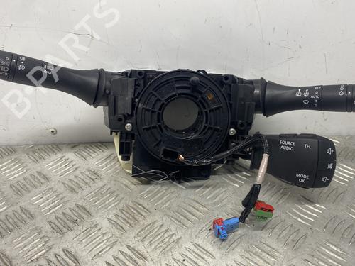 Used Steering column stalk Steering column stalk RENAULT MEGANE IV Hatchback (B9A/M/N_) 1.2 TCe 130 (B9MR) (130 hp) 31639723 31639723