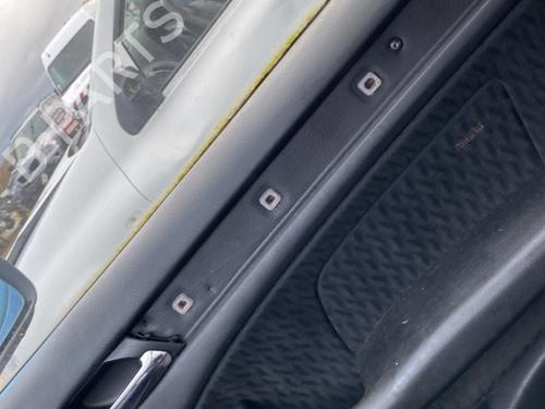 Høyre frontpanel BMW 3 (E46) 320 d (129 hp) 32194596