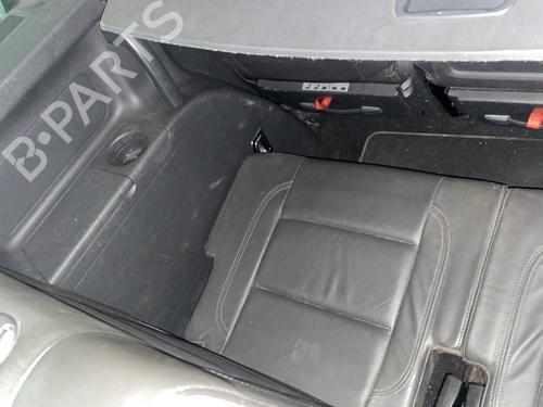 Used Rear seat (3rd row) Rear seat (3rd row) VW TOURAN (1T1, 1T2) 2.0 TDI (136 hp) 31953895 31953895