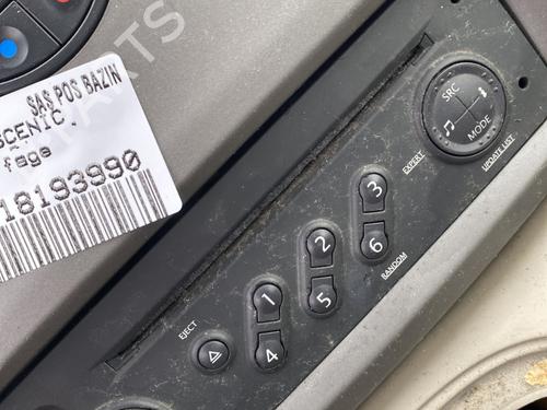 Bilradio RENAULT GRAND SCÉNIC II (JM0/1_) 1.9 dCi (JM14) (131 hp) 31019089