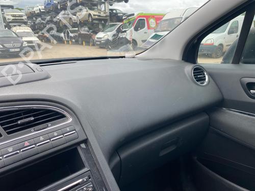 Used Dashboard Dashboard 34525803 34525803