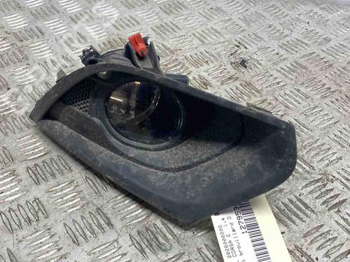Used Right front fog light Right front fog light 36521845 36521845