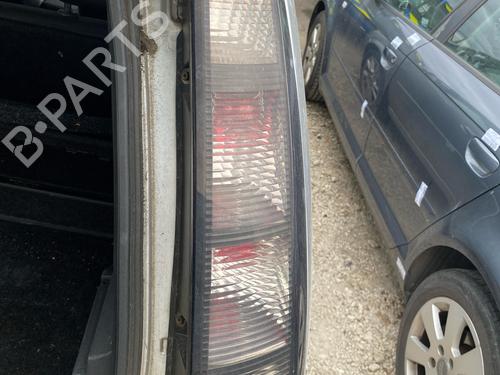 Used Right taillight Right taillight OPEL MERIVA A MPV (X03) 1.7 CDTI (E75) (100 hp) 39729953 39729953
