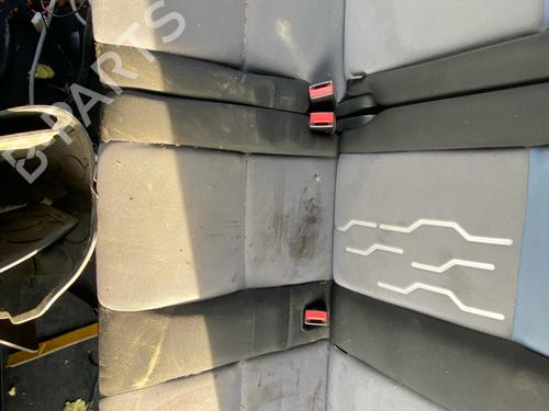 Sæde Bagtil Sæde Bagtil PEUGEOT PARTNER Tepee 1.6 HDi (114 hp) 39703099 39703099