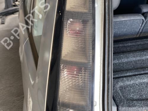 Venstre baglygte OPEL MERIVA A MPV (X03) 1.7 CDTI (E75) (100 hp) 28026195