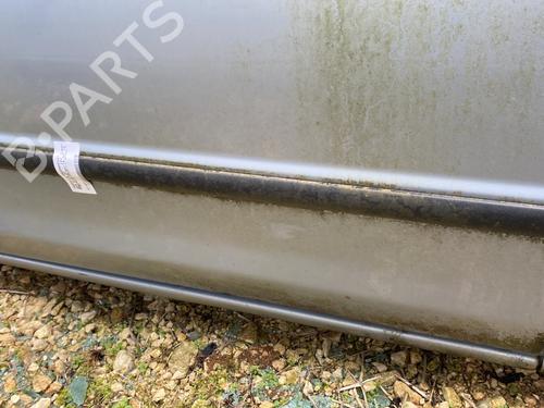 right-front-door-mazda-323-f-vi-hatchback-bj-1998-1999-2000-2001-2002-2003-2004-23782629 main image