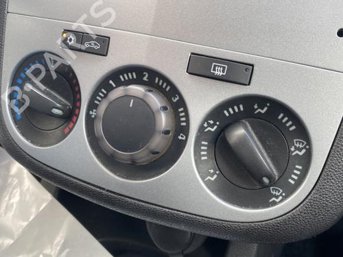 Used Climate control Climate control OPEL CORSA D (S07) 1.3 CDTI (L08, L68) (75 hp) 21820674 21820674