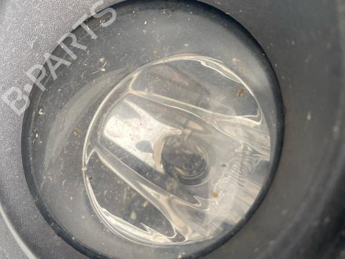 Used Right front fog light Right front fog light 39606936 39606936