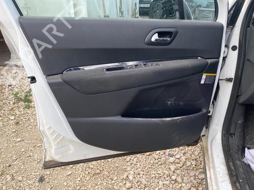 Used Front left panel Front left panel 38940613 38940613