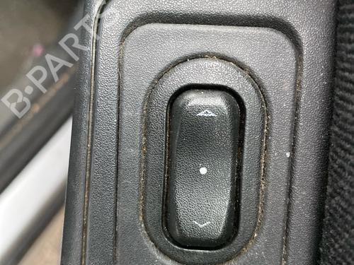 Right front window switch OPEL MERIVA A MPV (X03) 1.7 CDTI (E75) | BP39729983I26 - Image 3