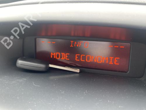 Used Display monitor CITROËN C3 I (FC_, FN_) 1.4 HDi (68 hp) 32445229