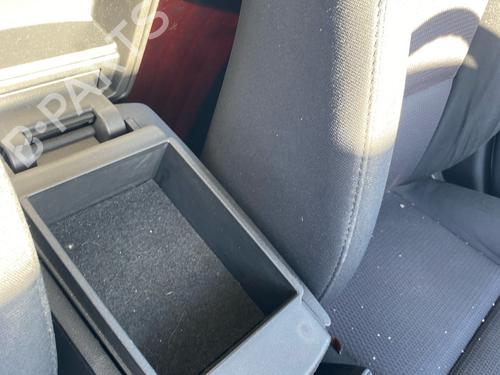 Armrest / Center console MAZDA 3 (BK) 2.0 MZR-CD (BK14) | BP39426608I20 - Image 3