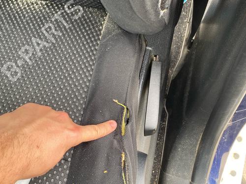 Left front seat SUZUKI GRAND VITARA II (JT, TE, TD) 1.9 DDiS All-wheel Drive (JT419, TD44, JB419WD, JB419XD,... | BP35930457C15 - Image 3