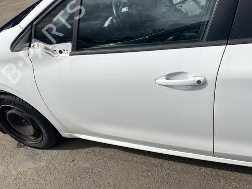 Used Left front door PEUGEOT 208 I (CA_, CC_) 1.6 HDi (92 hp) 28681579