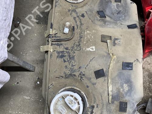 Used Fuel tank MINI MINI (R50, R53) One (90 hp) 23250919