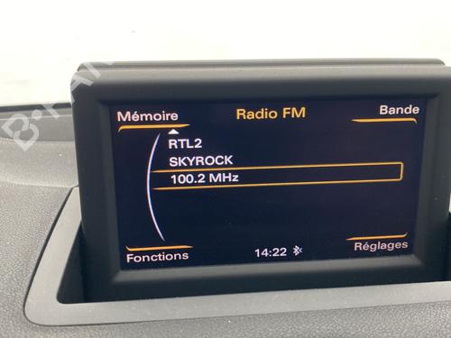 Multifunctionele display AUDI A1 (8X1, 8XK) 1.6 TDI (105 hp) 30395879