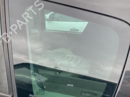 Used Rear left quarter glass RENAULT GRAND SCÉNIC II (JM0/1_) 2.0 dCi (JM1K) (150 hp) 29913657