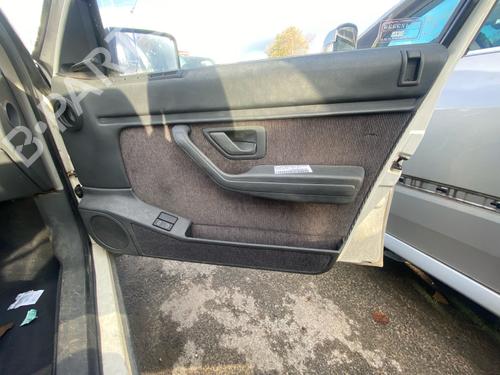 Used Front right panel Front right panel PEUGEOT 405 I (15B) 1.6 (94 hp) 40502438 40502438