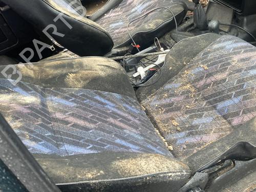 Used Right front seat OPEL FRONTERA A Sport (U92) 2.0 i (52SUD2, 55SUD2) (115 hp) 31944289