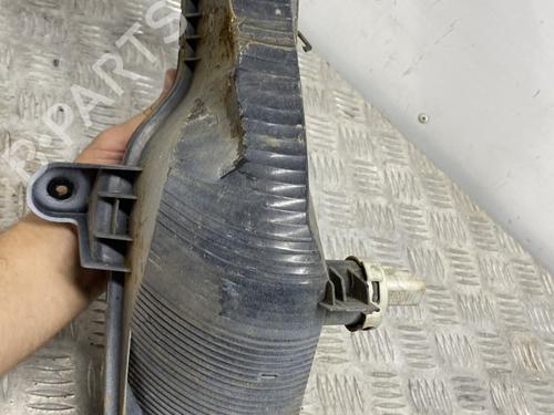 left-front-indicator-renault-megane-iv-hatchback-b9amn_-2015-26738617 main image