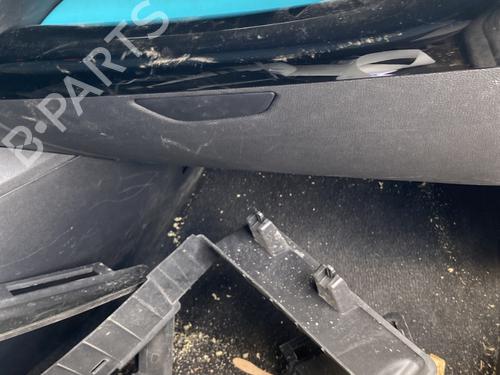 Handskerum RENAULT CAPTUR I (J5_, H5_) 0.9 TCe 90 (90 hp) 27159411