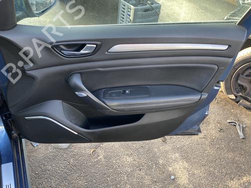 Used Front right panel Front right panel RENAULT MEGANE IV Hatchback (B9A/M/N_) 1.2 TCe 130 (B9MR) (130 hp) 33553219 33553219