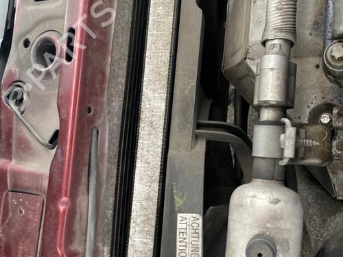 Używane Pas przedni OPEL CORSA B (S93) 1.2 i 16V (F08, F68, M68) (65 hp) 29718307