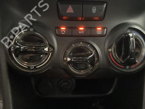 Used Climate control PEUGEOT 208 I (CA_, CC_) 1.2 VTI 82 (82 hp) 32165549