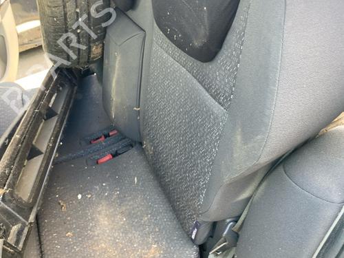 Used Rear seat Rear seat 37008331 37008331