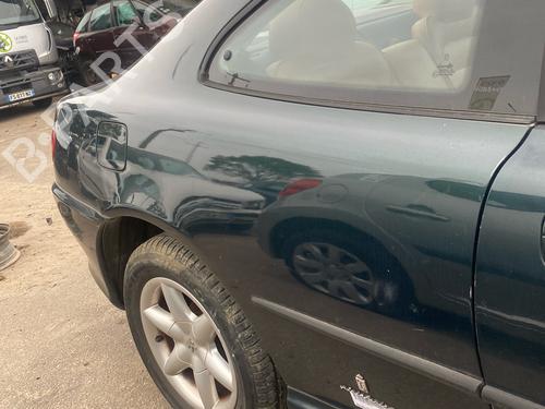 Sidevegg høyre Sidevegg høyre PEUGEOT 406 Coupe (8C) 2.0 16V (135 hp) 39899626 39899626