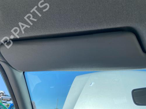 Used Left sun visor Left sun visor 37527162 37527162