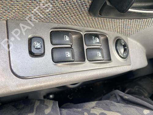 Used Left front window switch Left front window switch HYUNDAI MATRIX (FC) 1.5 CRDi (82 hp) 40253551 40253551