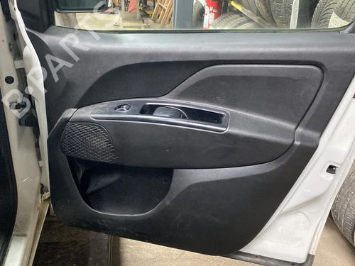 front-right-panel-fiat-doblo-cargo-263_-2010-29893436 main image