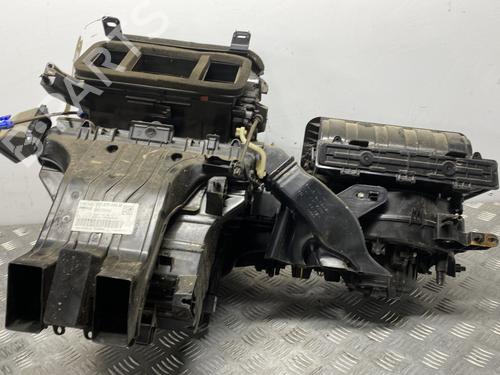 Used Heater matrix box Heater matrix box VW POLO VI (AW1, BZ1, AE1) 1.0 (65 hp) 26429699 26429699