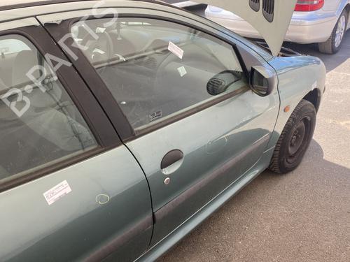 Used Right front door PEUGEOT 206 Hatchback (2A/C) 1.1 i (60 hp) 26881879