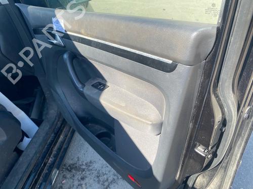 Høyre frontpanel Høyre frontpanel VW TOURAN (1T3) 1.6 TDI (105 hp) 36817036 36817036