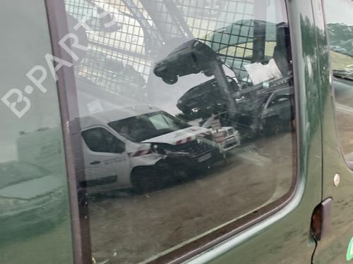 Dør rude højre bagtil CITROËN BERLINGO / BERLINGO FIRST MPV (MF_, GJK_, GFK_) 1.6 HDI 90 (MF9HX) (90 hp) 31024867