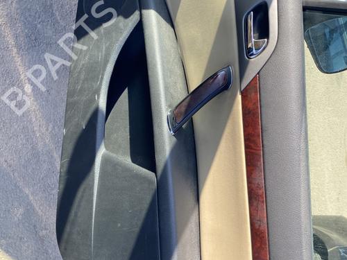 Høyre frontpanel PEUGEOT 407 (6D_) 2.0 HDi 135 (6DRHRH, 6DRHRE, 6DRHRG, 6DRHRJ) (136 hp) 32669927