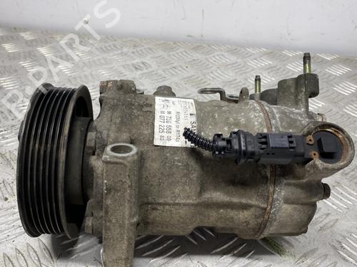 Used AC compressor CITROËN C4 CACTUS 1.6 BlueHDi 100 (99 hp) 29513246