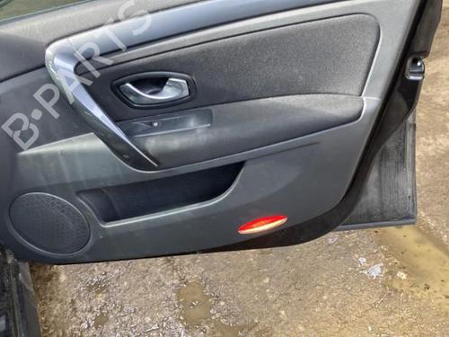 Front right panel RENAULT LAGUNA III (BT0/1) 1.5 dCi (BT00, BT0A, BT0T, BT1J) | BP22120271C59 