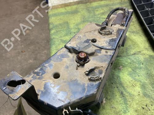 Used AdBlue tank AdBlue tank PEUGEOT PARTNER Tepee 1.6 HDi (114 hp) 40608503 40608503