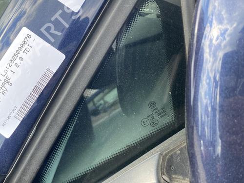 front-left-quarter-glass-vw-golf-vii-5g1-bq1-be1-be2-2012-2013-2014-2015-2016-2017-2018-2019-2020-2021-25759571 main image