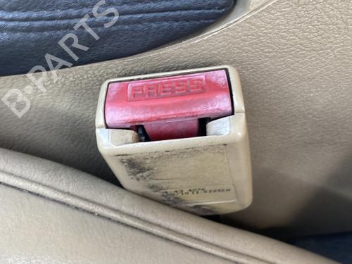 Sikkerhedssele-spænde PEUGEOT 407 (6D_) 2.0 HDi 135 (6DRHRH, 6DRHRE, 6DRHRG, 6DRHRJ) (136 hp) 32669958