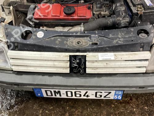 Grille PEUGEOT 205 II (20A/C) 1.1 | BP22115847C40