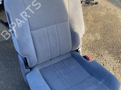 Sæde bagtil (3. række) TOYOTA PICNIC (_XM1_) 2.2 D (CMX10_, CXM10G) (90 hp) 31643063