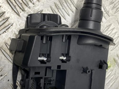 steering-column-stalk-renault-clio-iii-br01-cr01-2005-2006-2007-2008-2009-2010-2011-2012-2013-2014-29477651 main image