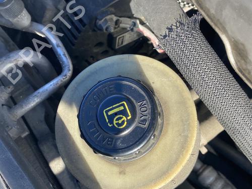 Used Power steering reservoir Power steering reservoir RENAULT SCÉNIC I MPV (JA0/1_, FA0_) 1.9 dCi (JA05, JA1F) (102 hp) 31863366 31863366